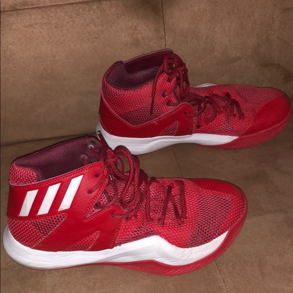 Adidas Basketball Shoes⚫️